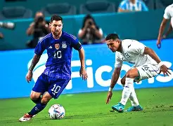 多米体育全站app-梅西怒斥j罗肘击穆尼奥斯